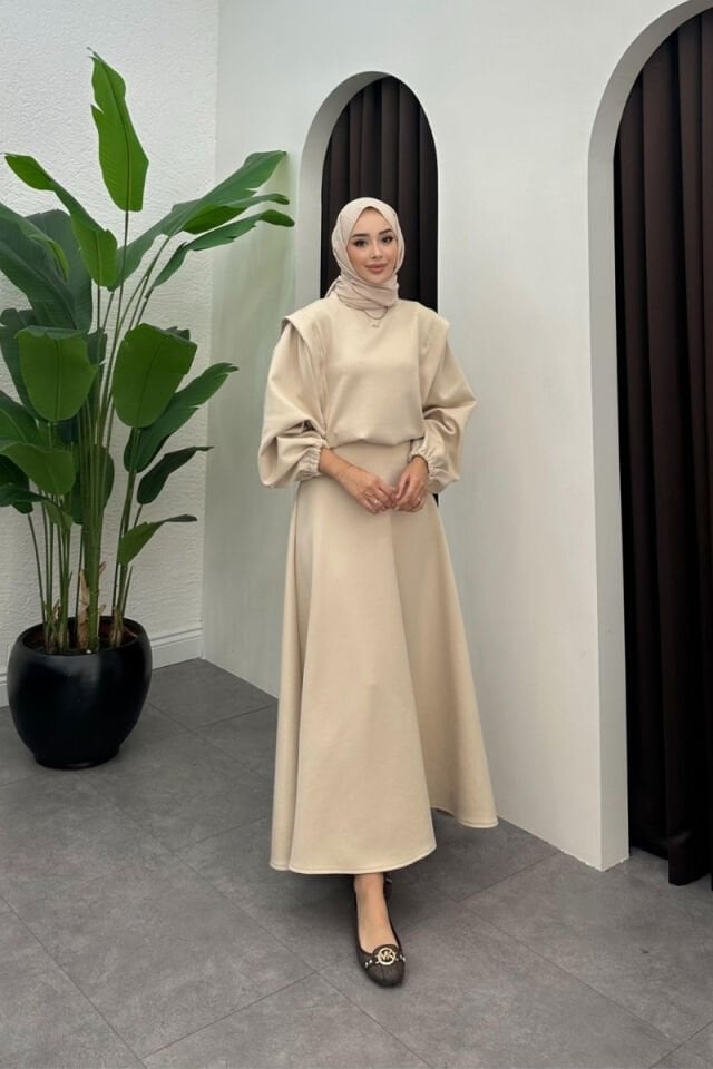 Etekli Takım - Krem